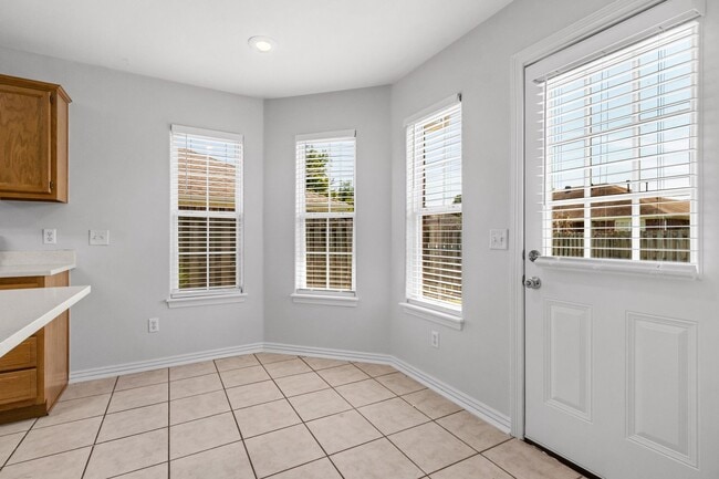 Building Photo - Great Location 3 Bedroom in Bentonville!