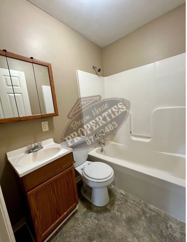 Building Photo - 2 Gritty Ln