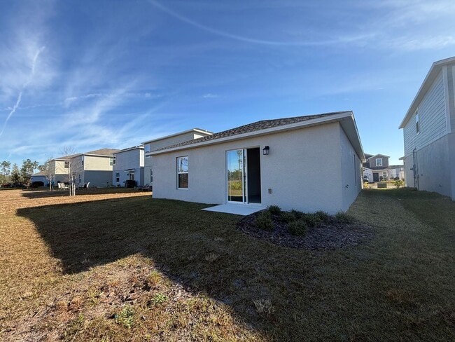 Building Photo - Beautiful 3 bedroom 2 bathroom house