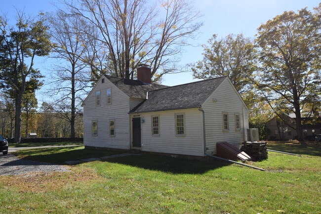 Building Photo - 100 Bradford Corner Rd
