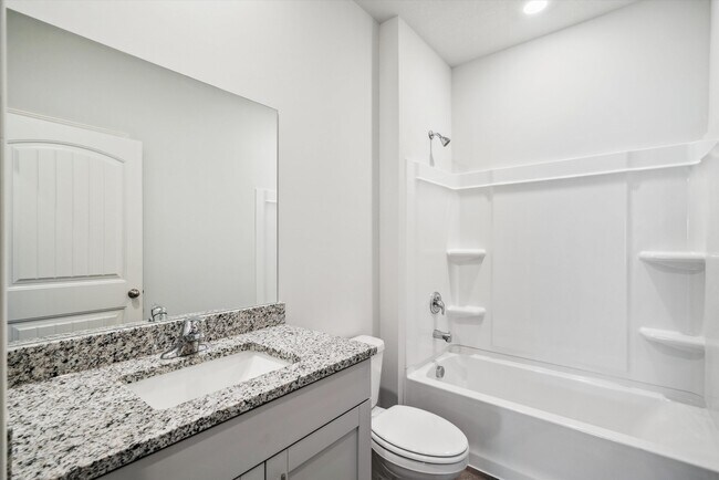 Building Photo - 85 Kipling Dr