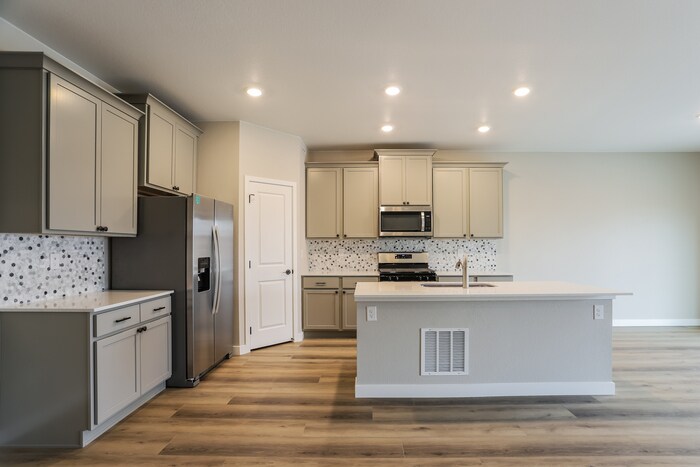 Building Photo - 17975 E 94th Dr