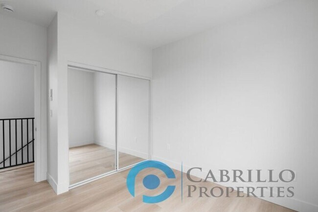 Building Photo - 3520 Oak Glen Ln