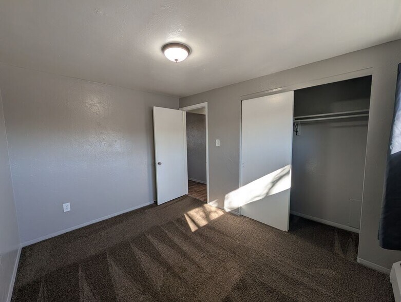 Building Photo - 7095 W 13th Ave