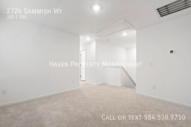 Building Photo - 2724 Sammish Way