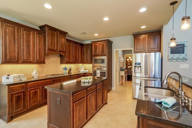 Building Photo - 27119 Ashley Hills Ct
