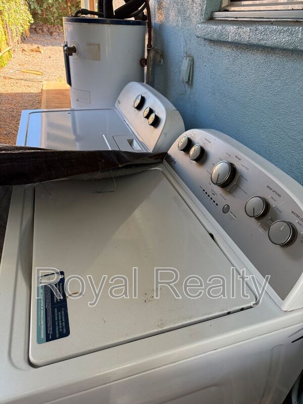 Building Photo - 63 Kalola Pl