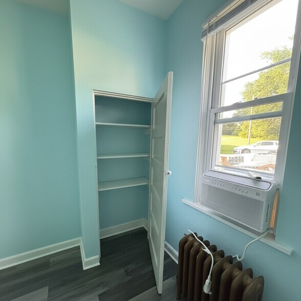 Dining Room Closet - 1626 Middle Rd