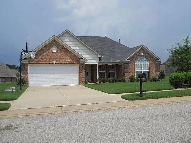 Building Photo - 4236 Louden Dr