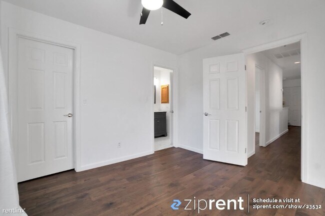 Building Photo - 3 br, 2.5 bath House - 9404 Fox Den Court,...