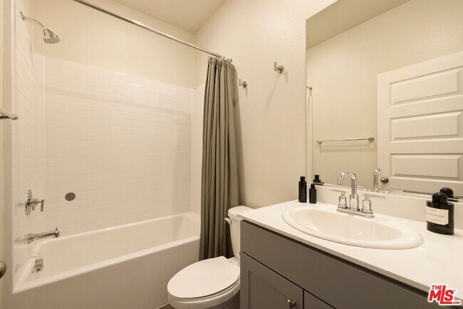 Building Photo - 1716 Cayton Lp