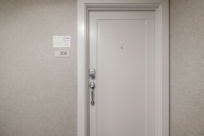 Building Photo - 2BR/2BA Old Port Condo Onsite Parking Available, Fitness Room and Elevator