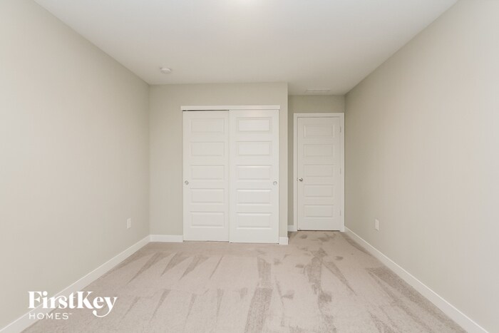 Building Photo - 2464 S Carlota Dr