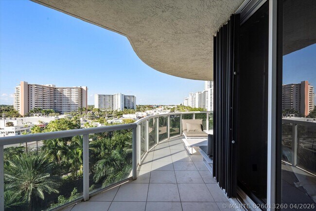 Building Photo - 3100 N Ocean Blvd