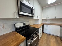 Building Photo - 903 Fieldwood Dr