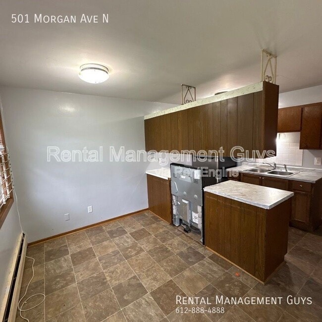 Building Photo - 501 N Morgan Ave