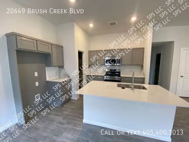 Building Photo - 20649 Brush Creek Blvd-