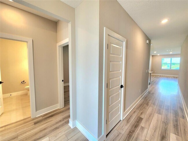 Building Photo - 3615 Savanna Palms Ct