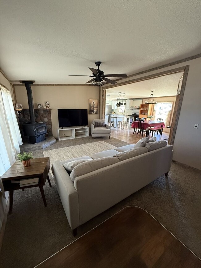 Building Photo - 468 N Duck Springs Dr