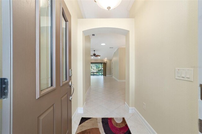 Building Photo - 1109 Alcove Loop