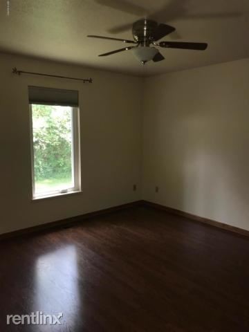 Building Photo - 3 br, 3 bath Duplex - 6065 Fairgrove St