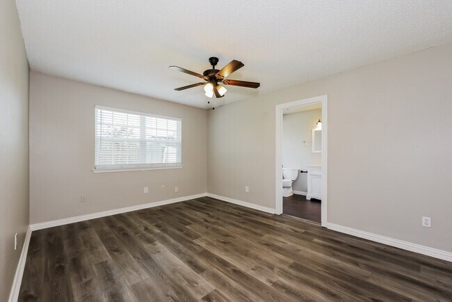 Building Photo - 1119 Brewer Dr