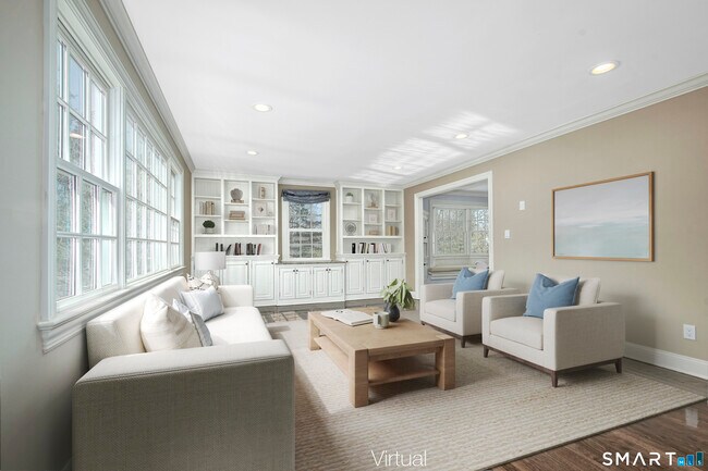 Building Photo - 4 Ivanhoe Ln