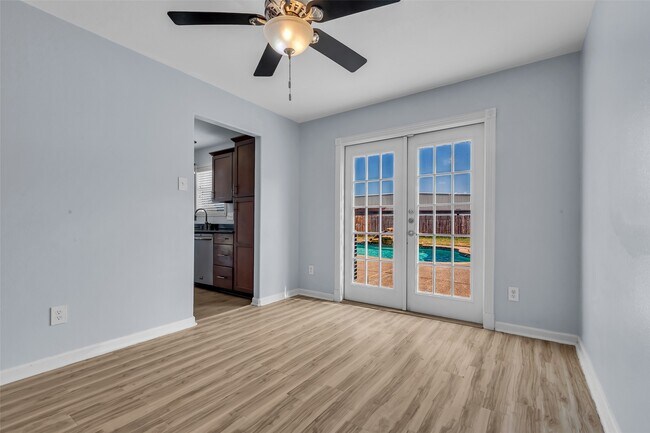 Building Photo - 1931 Flycaster Dr