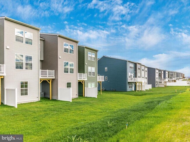 Building Photo - 169 Union Ridge Dr