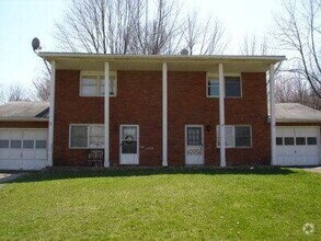Building Photo - 1344 W Cambridge St