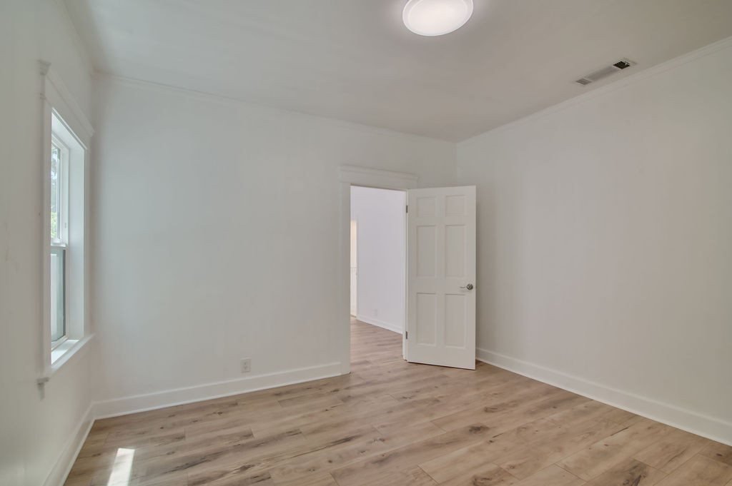 Building Photo - 641 N Martel Ave