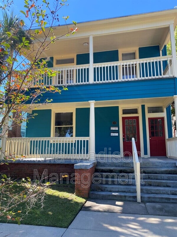 Building Photo - 1203 E Henry St