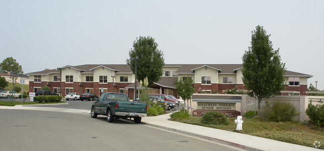 Building Photo - Hillcrest Terrace Apartments