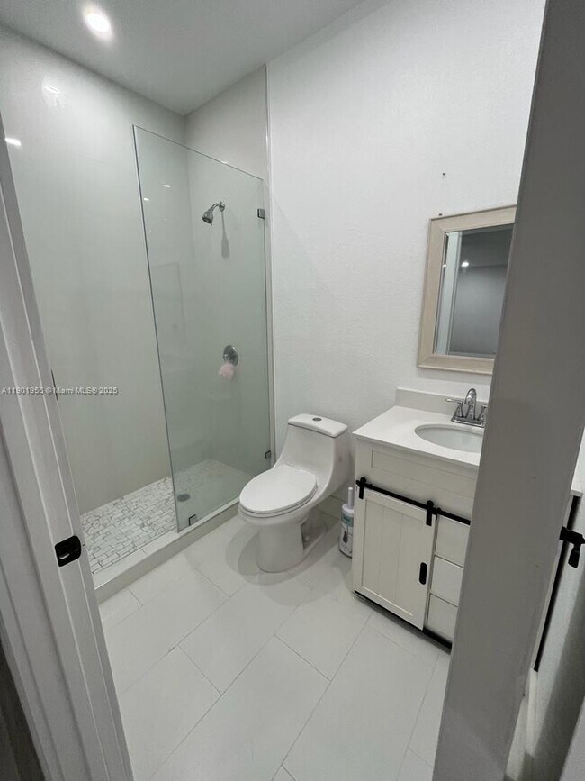 Building Photo - 15030 SW 28th St