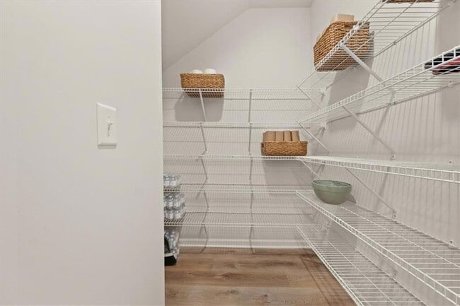 Building Photo - 299 Summit Dr W