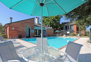 Pool Area - Meadow Chase