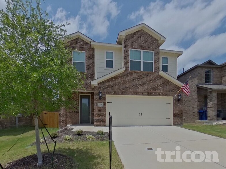 Building Photo - 1106 Bullock Dr