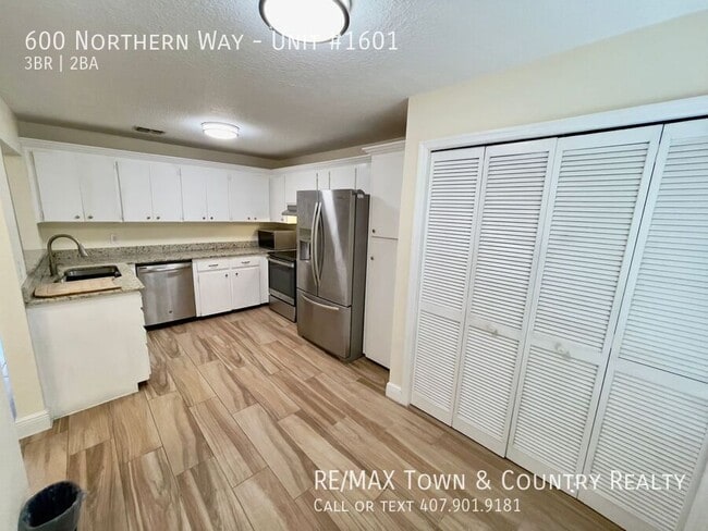 Building Photo - 600 Northern Way