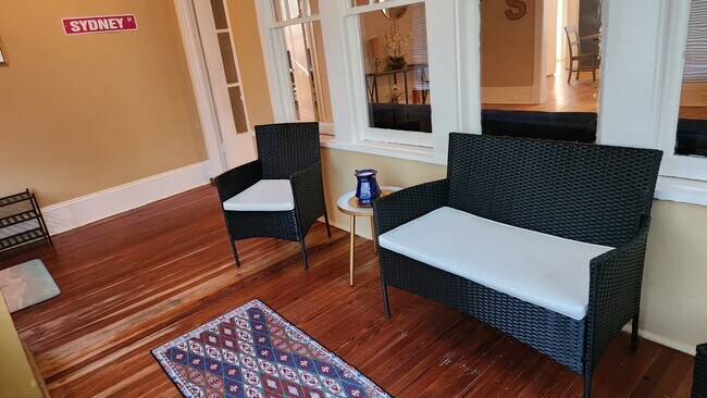 Building Photo - 2897 Sydney St