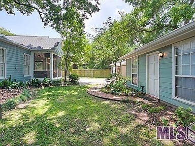 Building Photo - 225 LSU Avenue