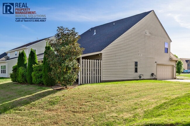 Building Photo - Gorgeous 4 bedroom brick home with bonus room and washer and dryer included! TRIPLE ROCKVALE SCHO...