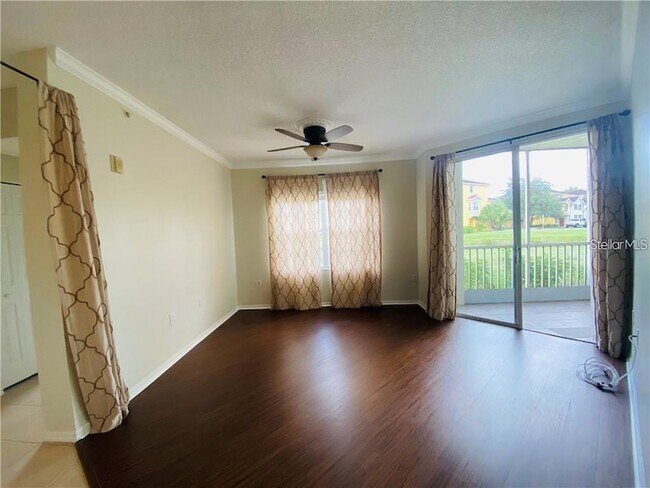 Building Photo - 5655 Bentgrass Dr