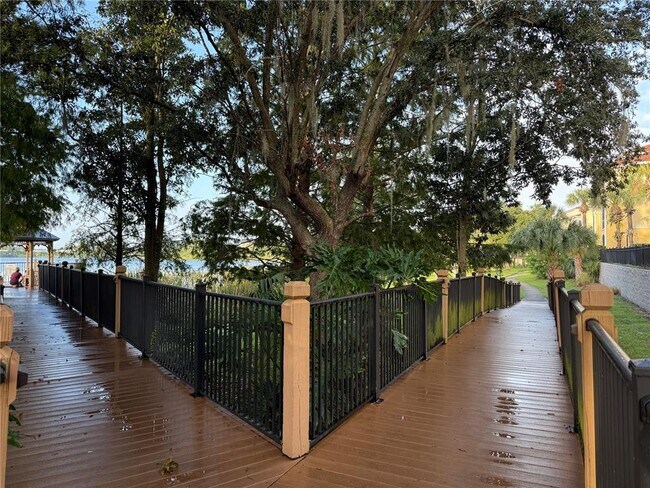 Building Photo - 1100 Lake Shadow Cir