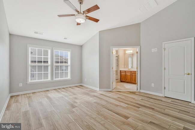 Building Photo - 22050 Dilworth Square