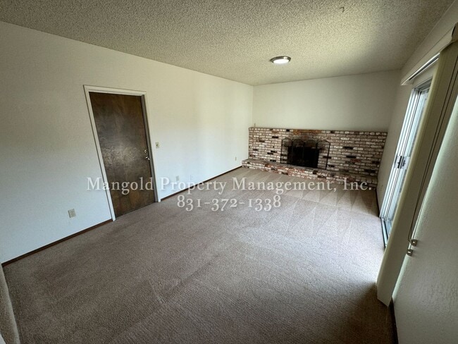 Building Photo - Remodeled 4BR Home with Bonus Room, Fireplace, Yard & 2-Car Garage