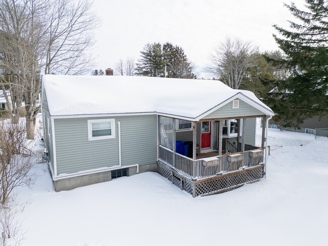 Building Photo - 16 Katherine St