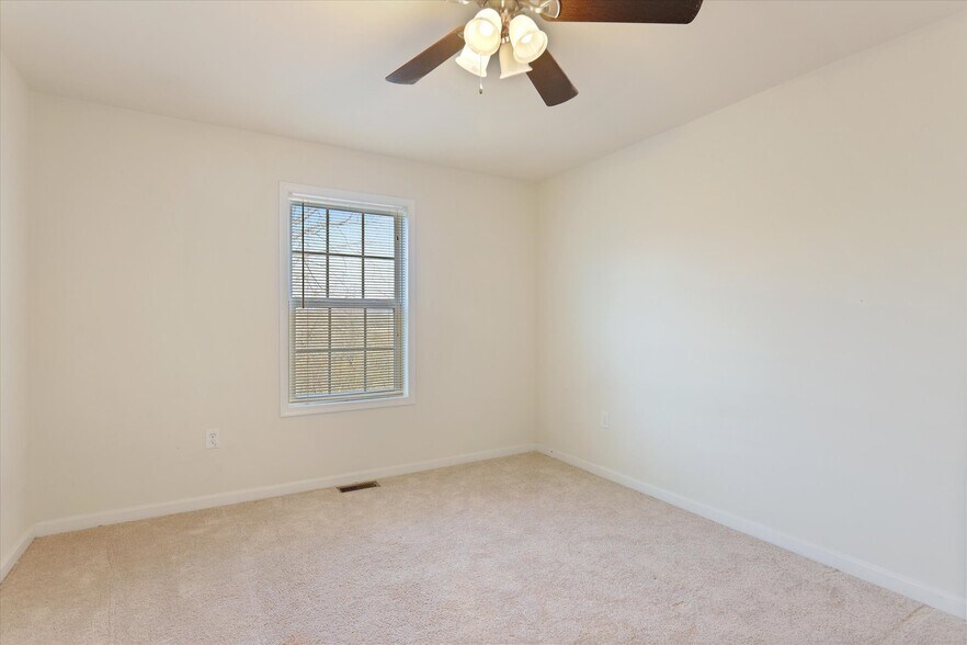 Building Photo - 2782 Monticello Ln