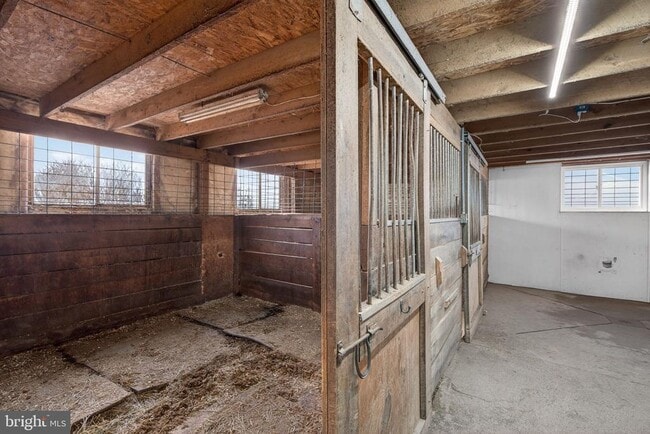 Building Photo - 5289 PA-309