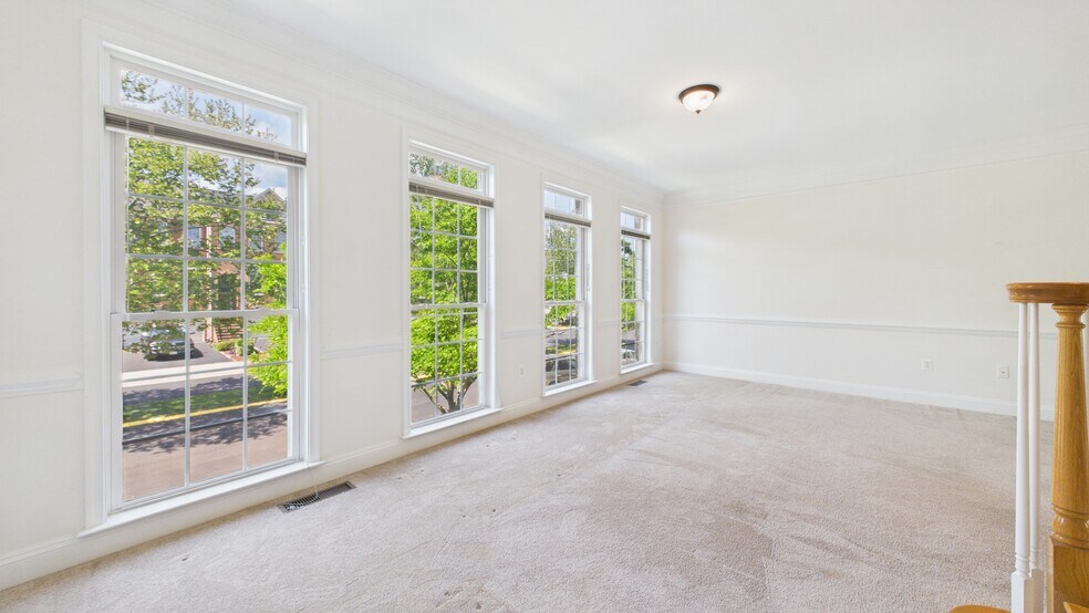 Building Photo - 25807 Turlough Ter