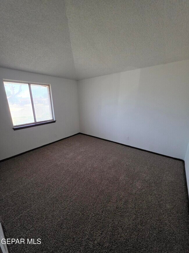 Building Photo - 6056 Belladonna Cir